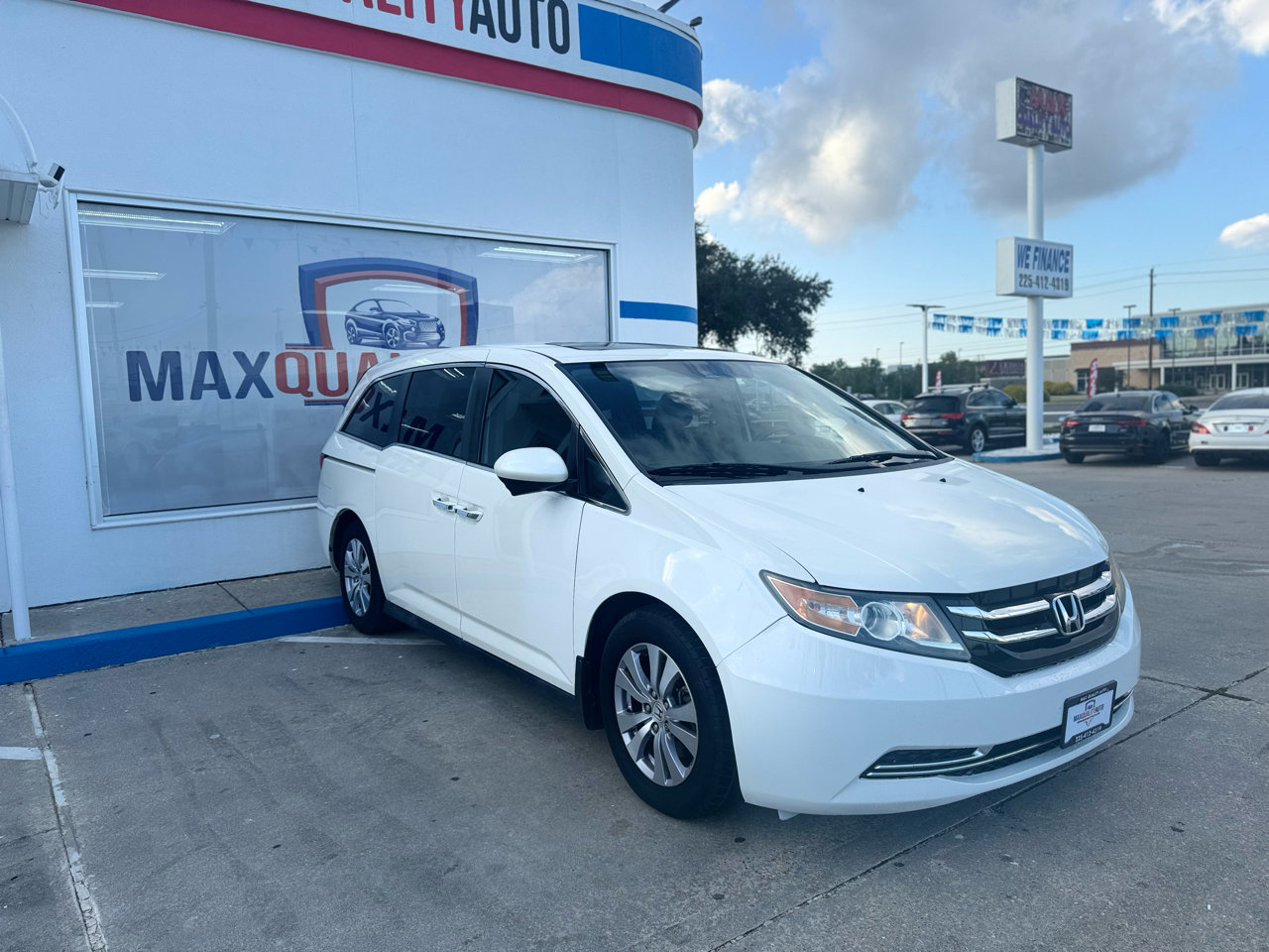 Used 2015 Honda Odyssey EX-L image 10
