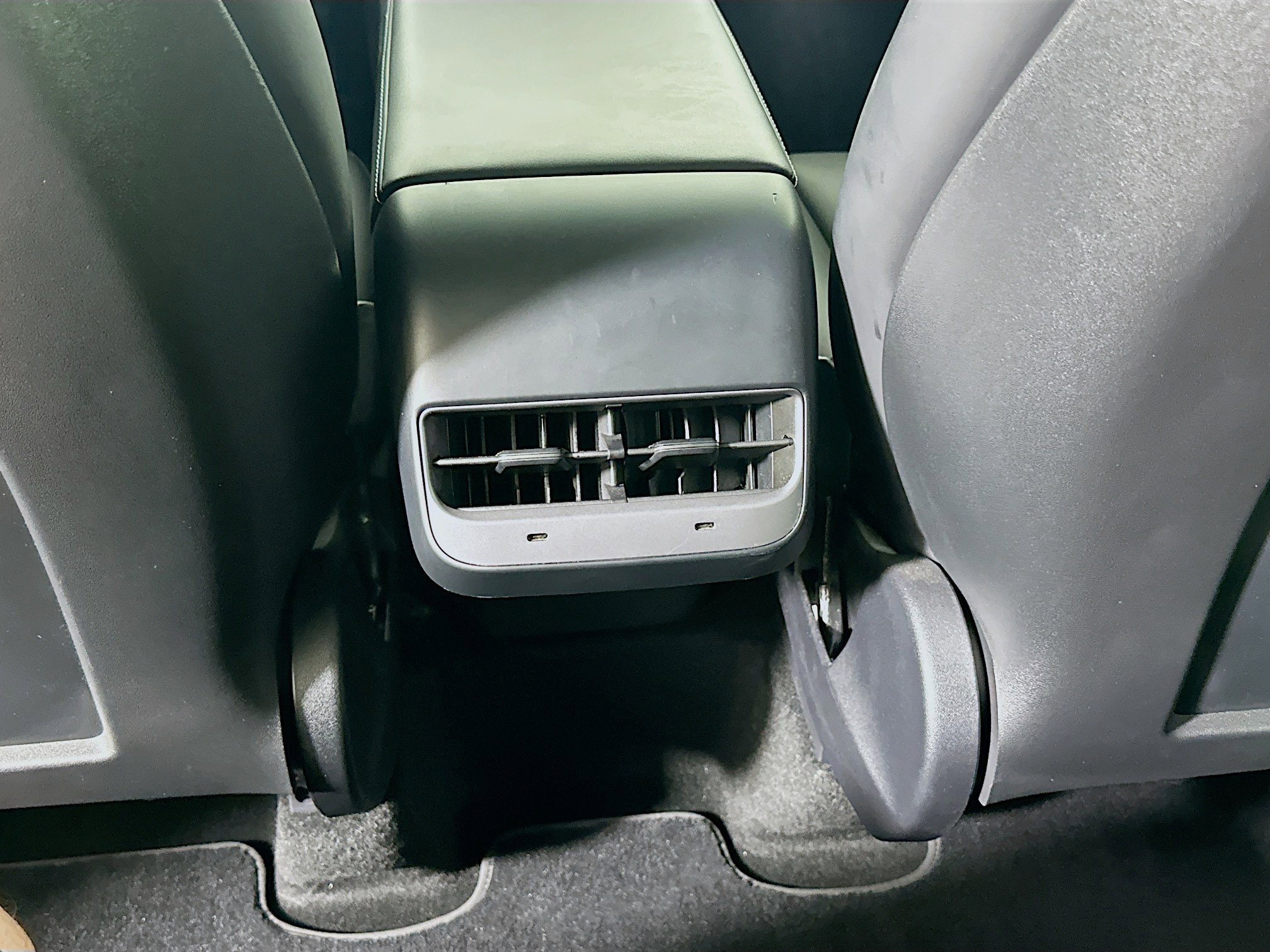 Used 2023 Tesla Model Y Performance image 26