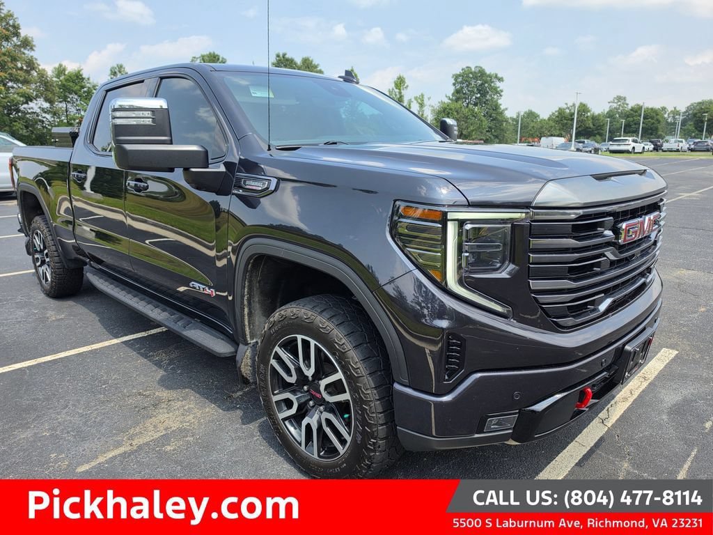 Used 2024 GMC Sierra 1500 AT4 w/ Technology Package AWD/4WD image 1