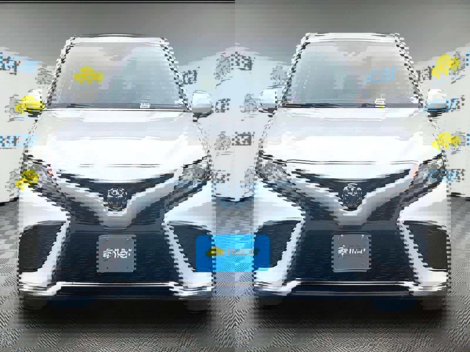 Used 2021 Toyota Camry XSE w/ Navigation Upgrade Package image 2