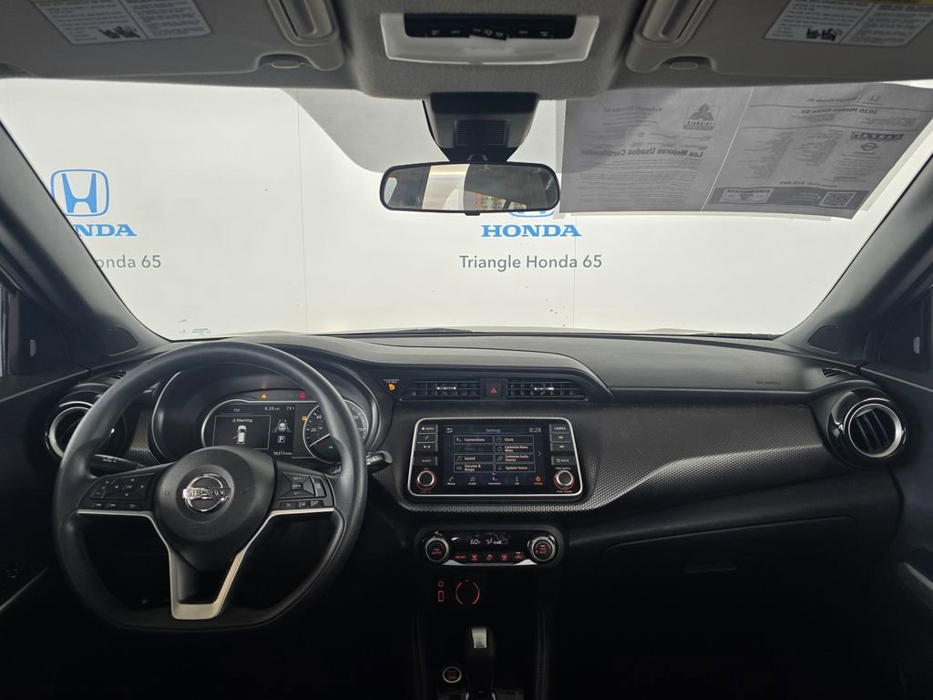 Used 2020 Nissan Kicks SV image 6
