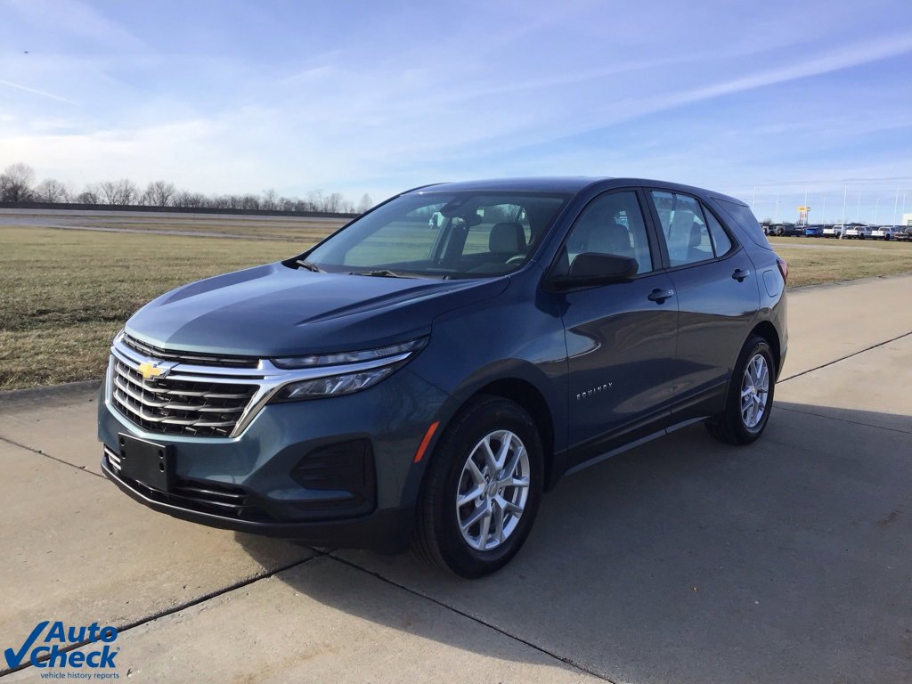 Used 2024 Chevrolet Equinox LS image 9