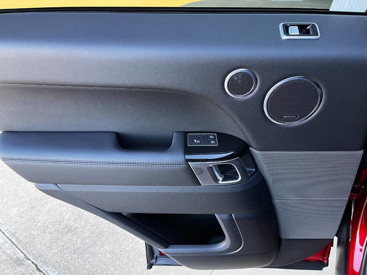 Used 2021 Land Rover Range Rover Sport HSE Silver Edition image 19