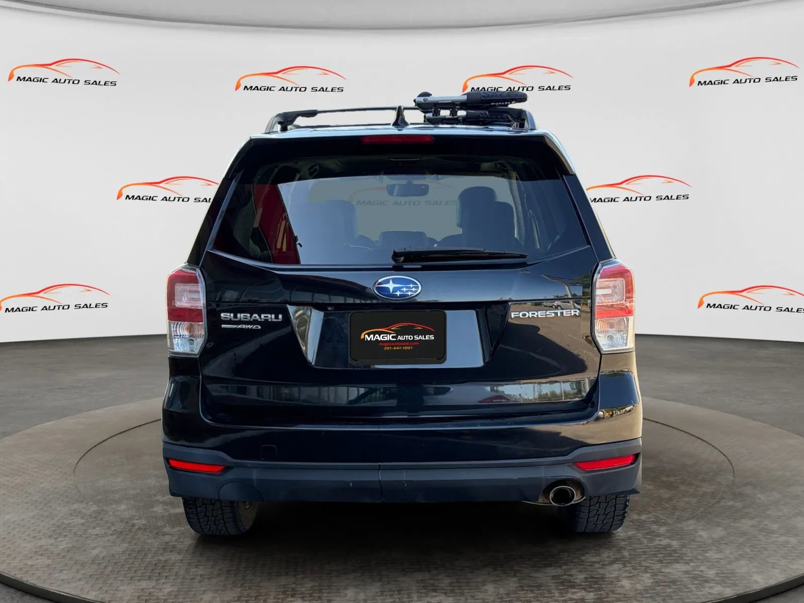 Used 2018 Subaru Forester 2.5i Limited AWD/4WD image 9