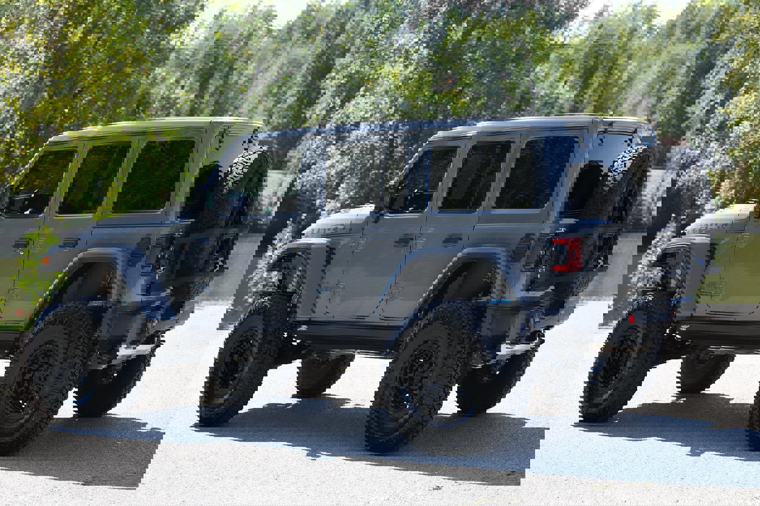 Used 2023 Jeep Wrangler Rubicon 392 w/ Trailer Tow Package image 4