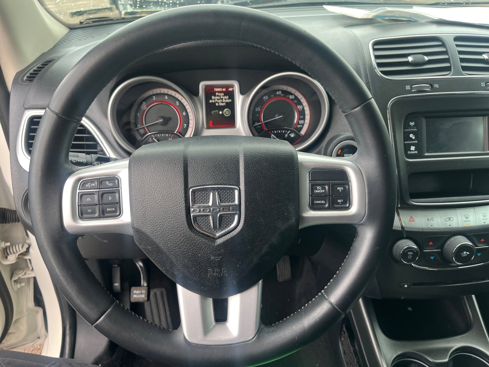 Used 2018 Dodge Journey SXT w/ Connectivity Group image 9