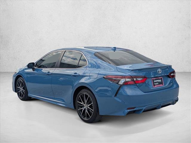 Used 2024 Toyota Camry SE w/ Convenience Package FWD image 8