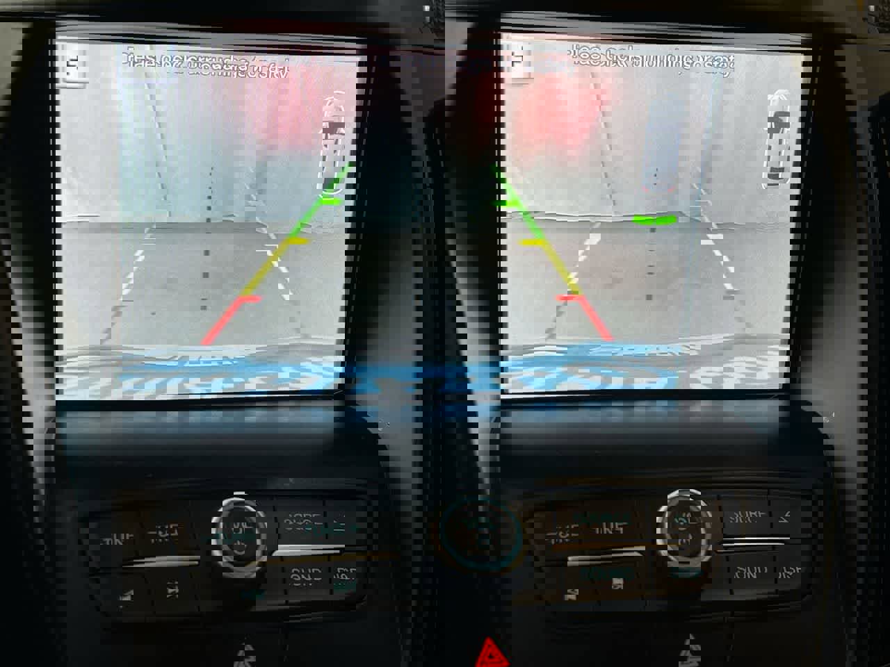 Used 2017 Ford Escape SE w/ Equipment Group 201A image 17