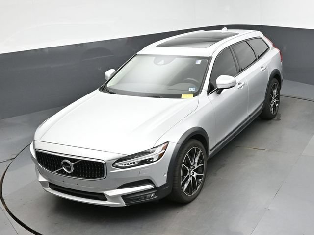 Used 2018 Volvo V90 T6 Cross Country w/ Convenience Package AWD/4WD image 19