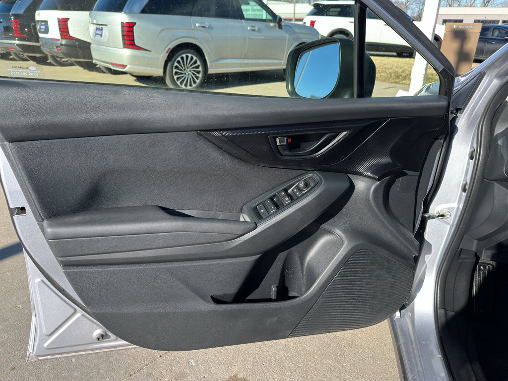 Used 2020 Subaru Crosstrek 2.0i image 10