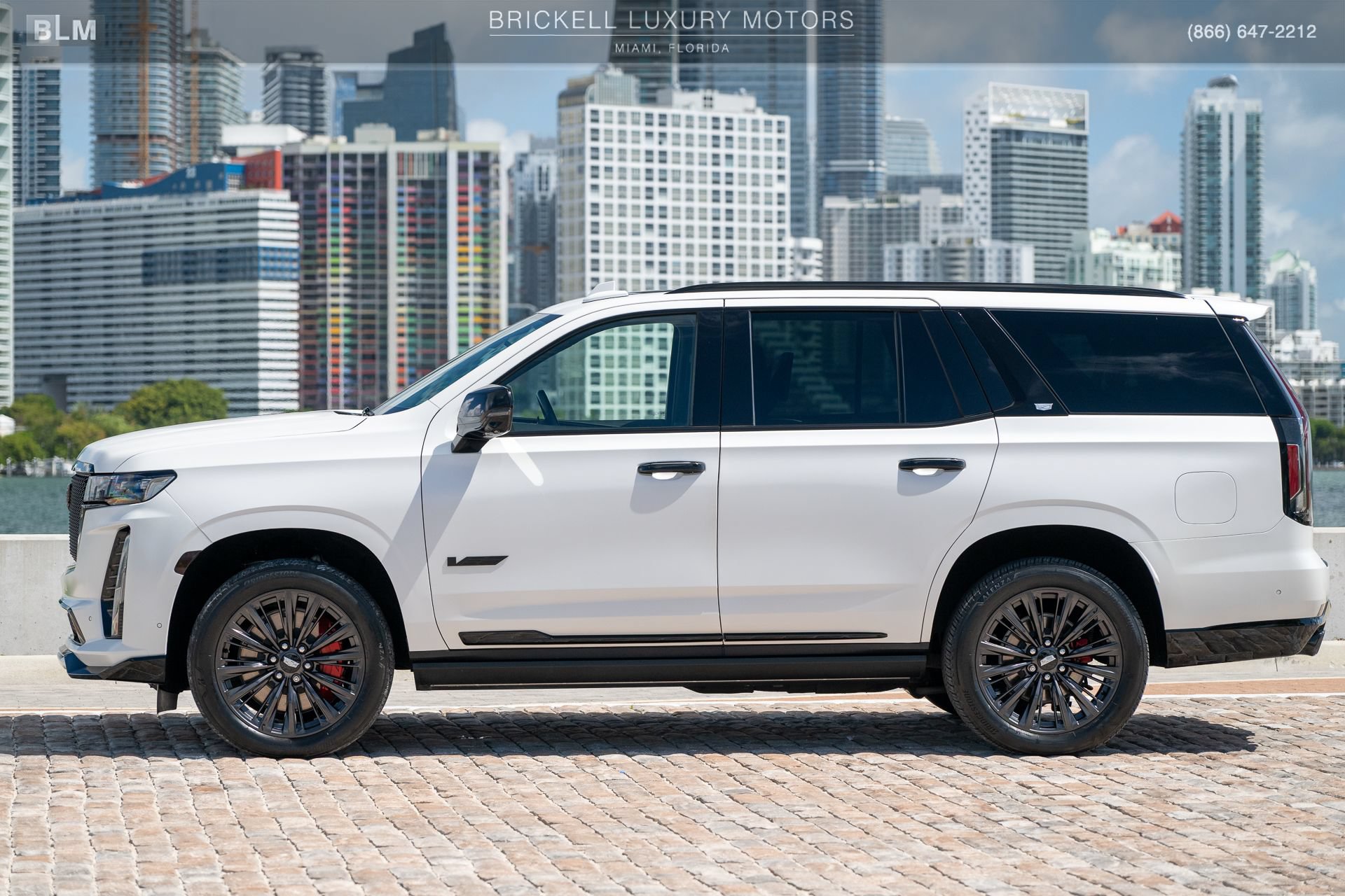 Used 2023 Cadillac Escalade V AWD/4WD image 13