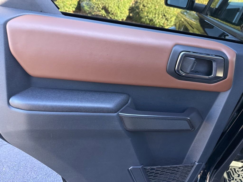 Used 2024 Ford Bronco Outer Banks image 13