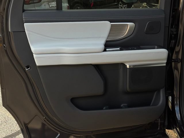 New 2027 Ford Expedition Max Platinum w/ Platinum Ultimate Package AWD/4WD image 16
