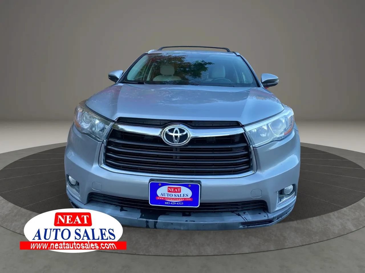 Used 2015 Toyota Highlander Limited AWD/4WD image 2
