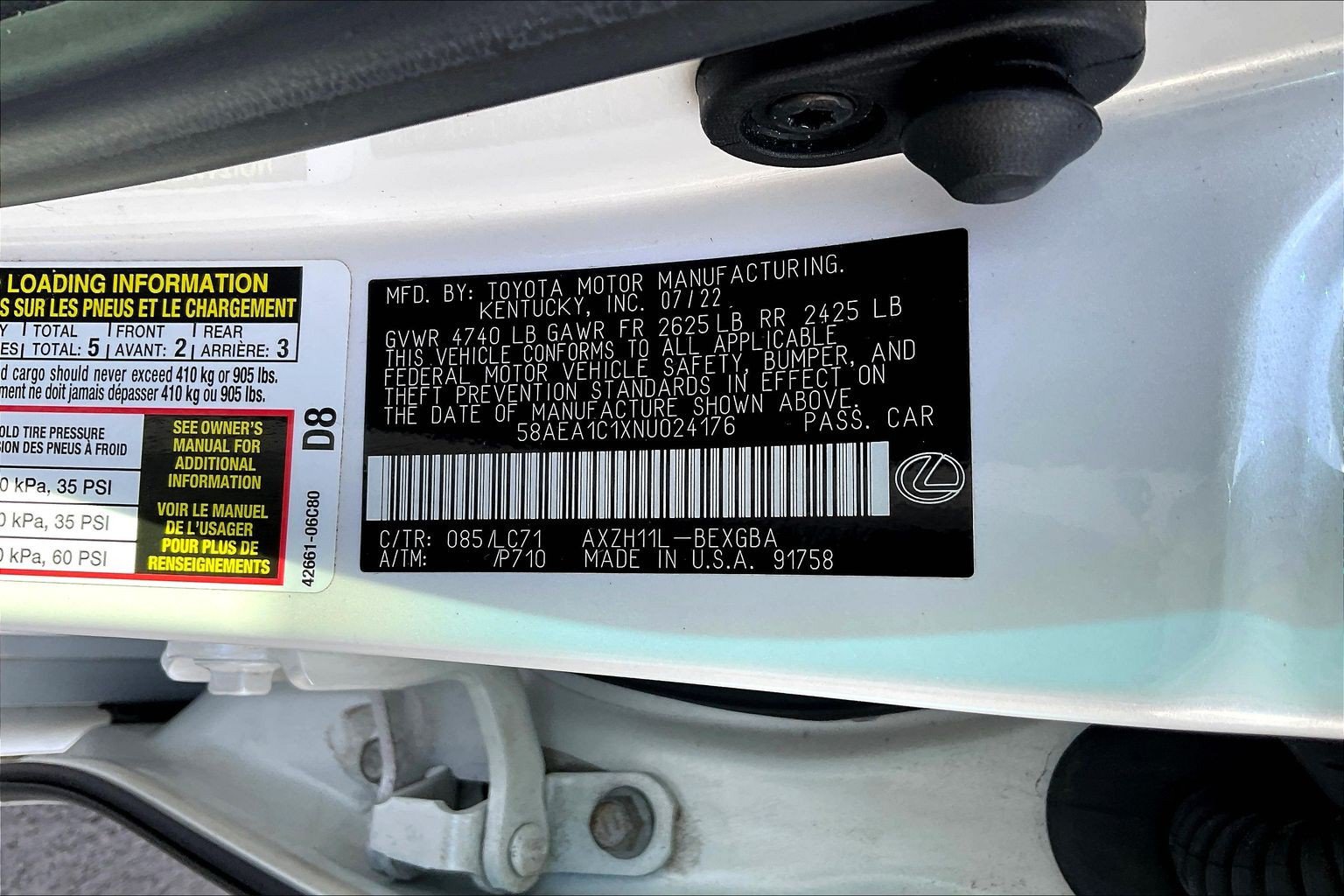 Used 2022 Lexus ES 300h w/ Accessory Package FWD image 18