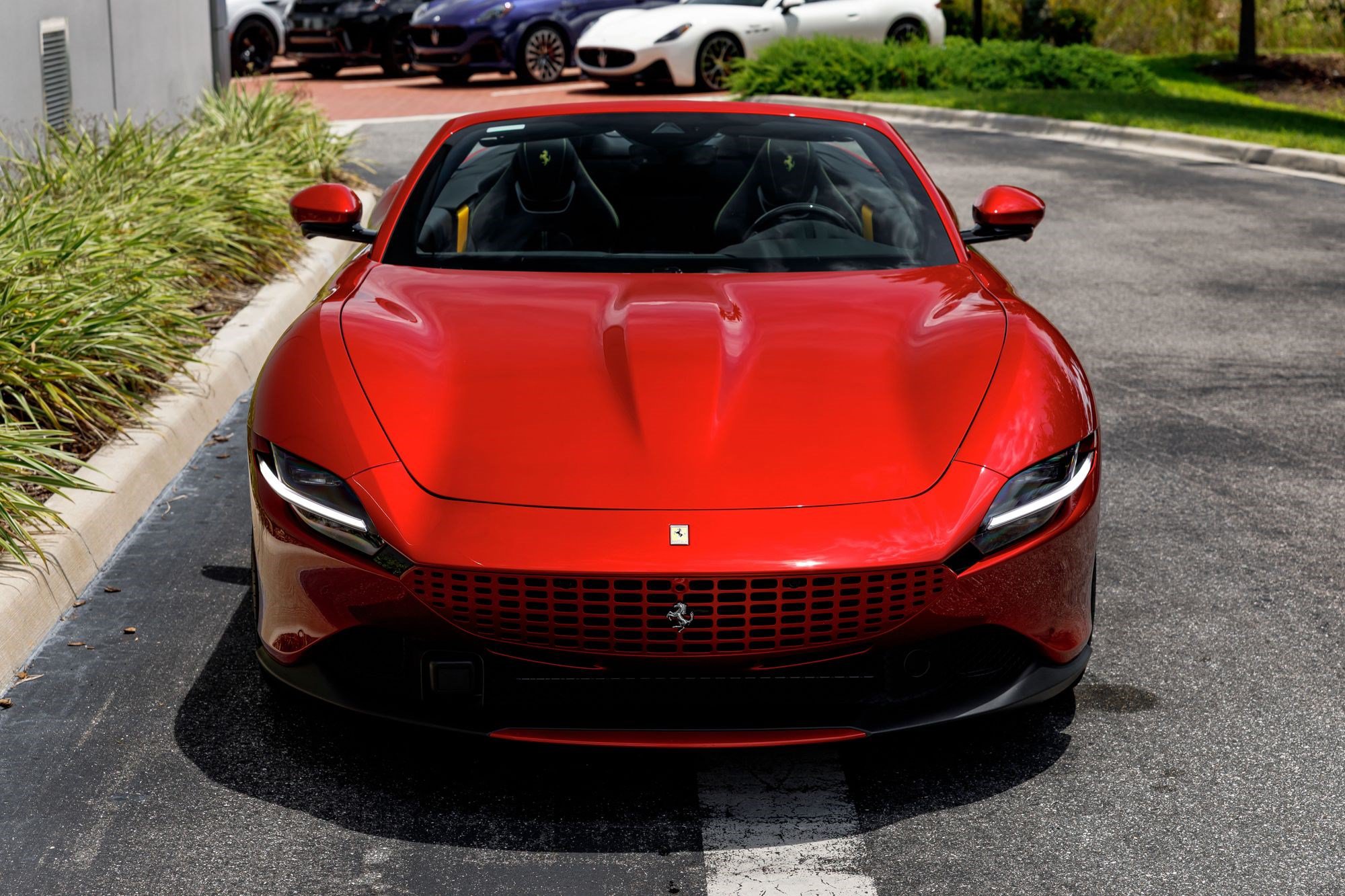 Used 2025 Ferrari Roma Spider RWD image 8
