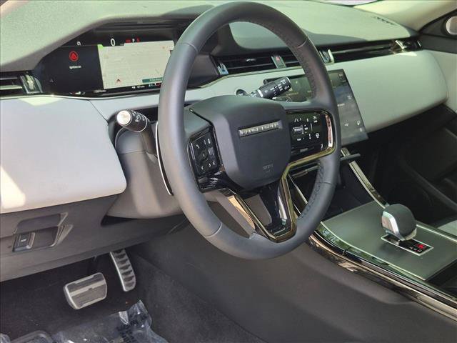 Used 2024 Land Rover Range Rover Evoque Dynamic SE AWD/4WD image 10