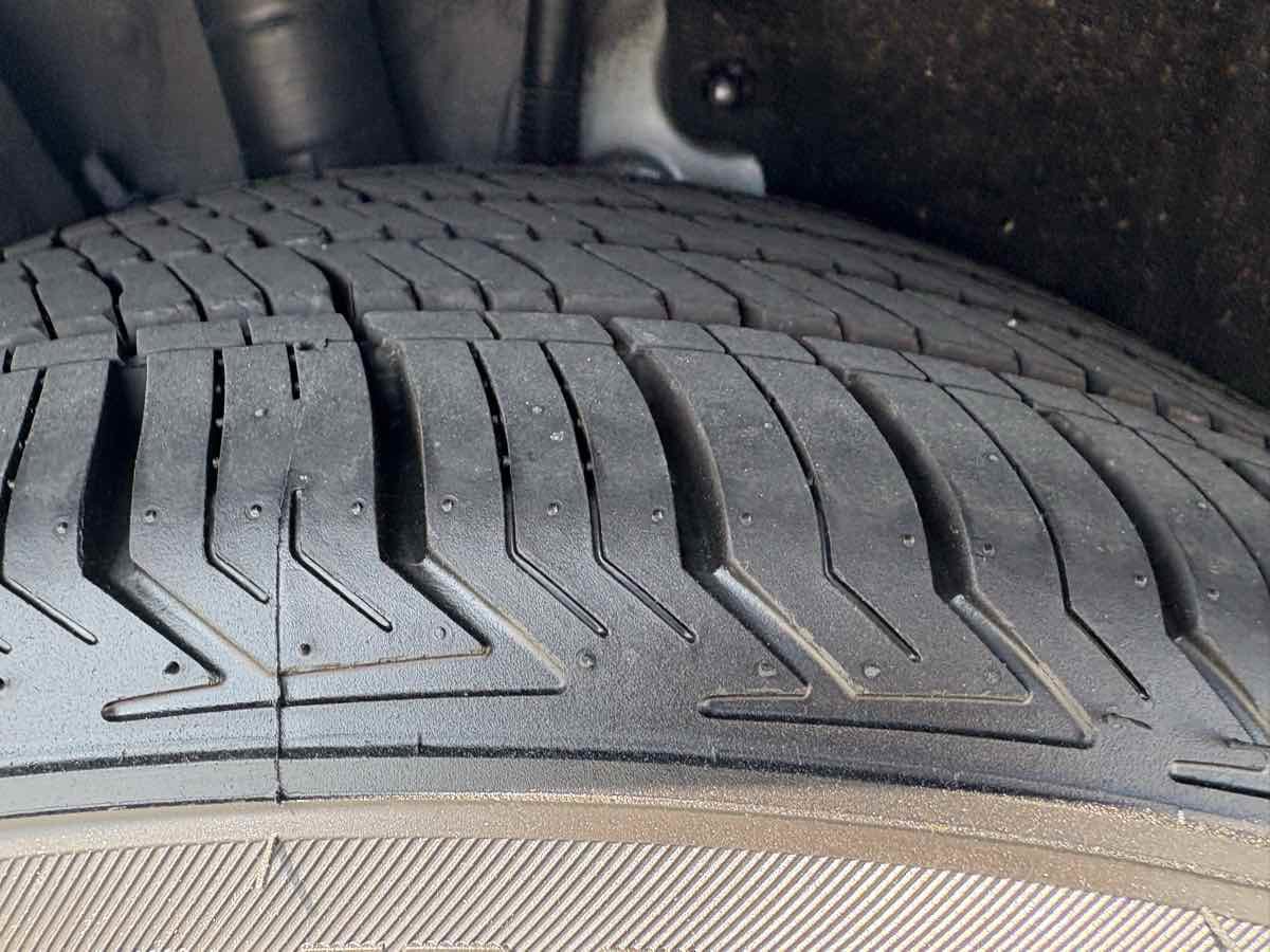 Used 2025 Toyota Corolla LE image 12