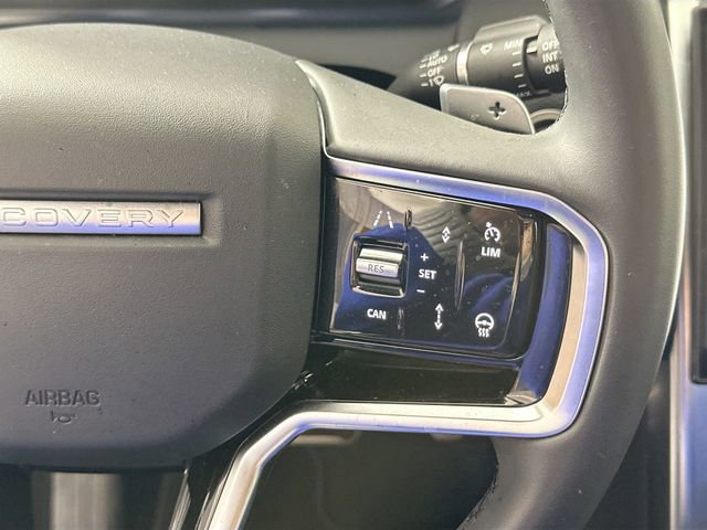 Used 2024 Land Rover Discovery Sport Dynamic SE image 23
