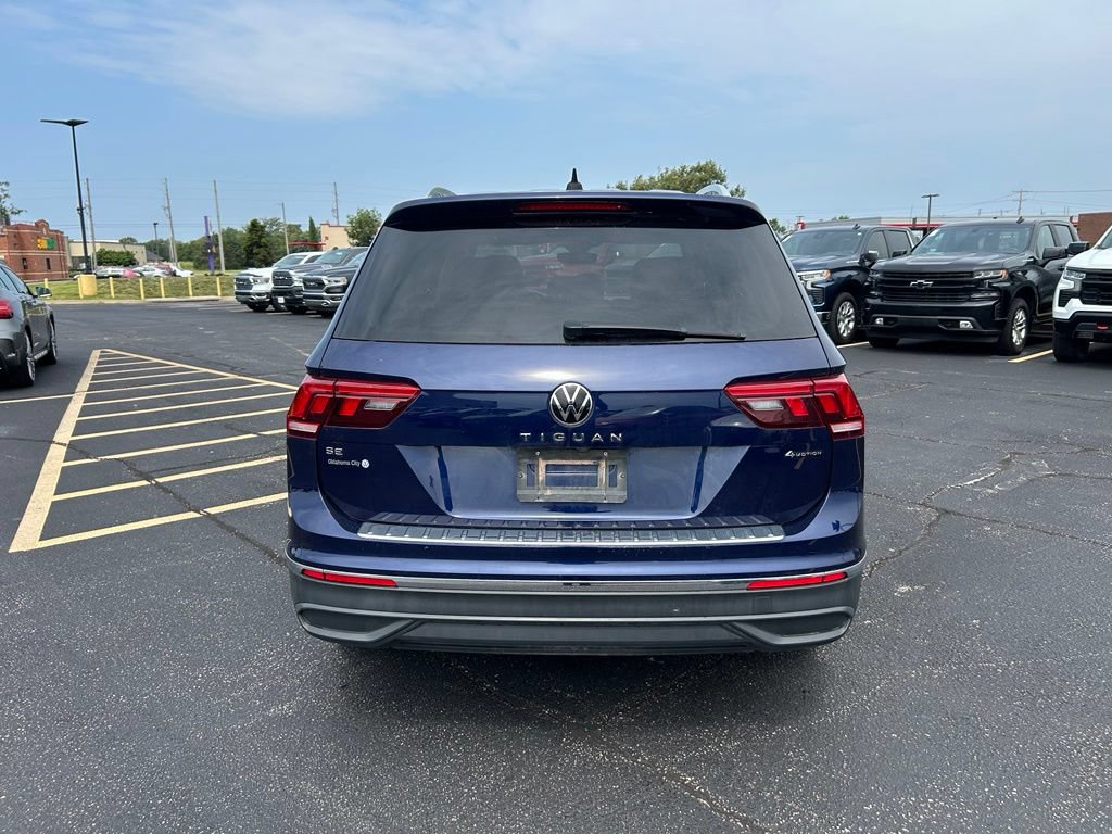 Used 2022 Volkswagen Tiguan SE AWD/4WD image 10