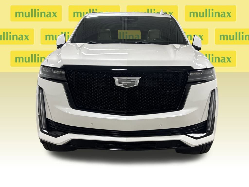 Certified 2023 Cadillac Escalade Sport w/ LPO, ONYX Package image 6