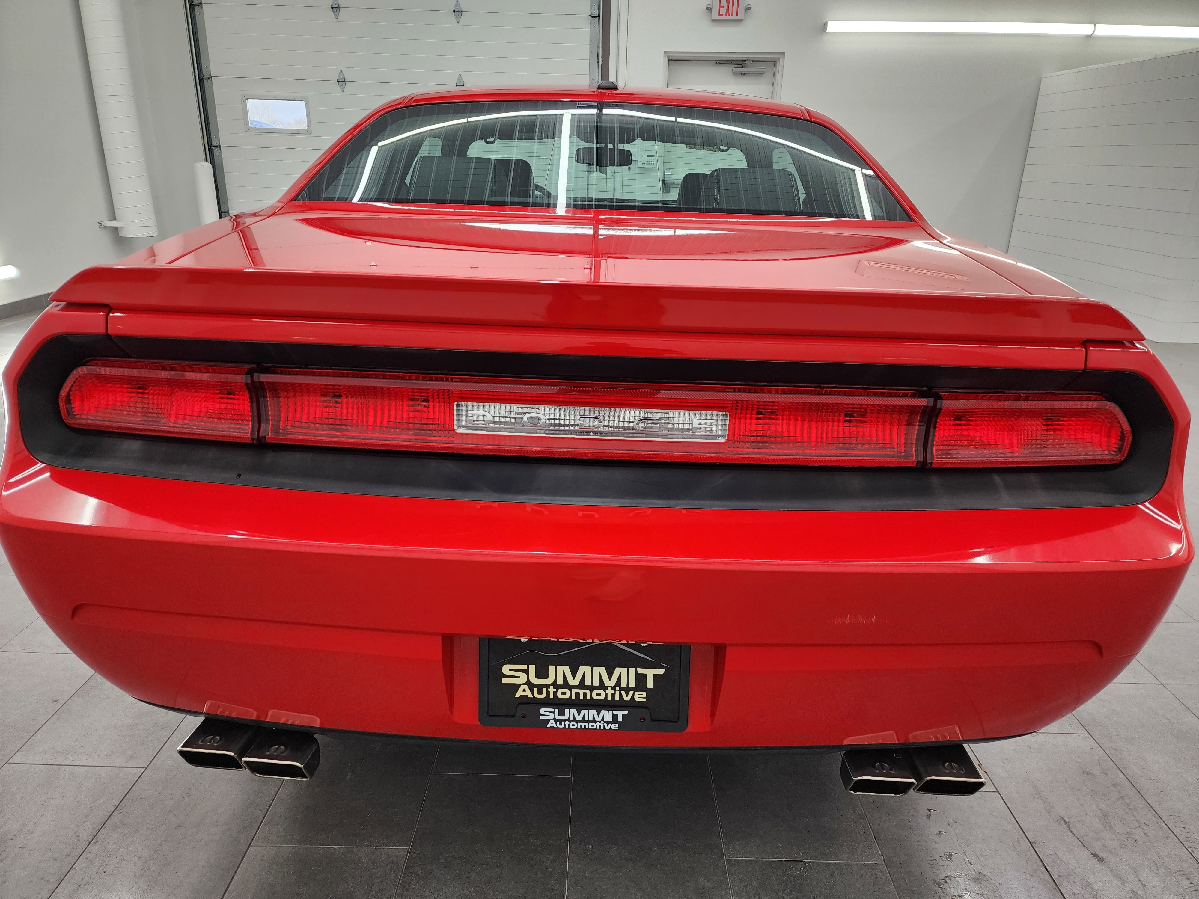 Used 2010 Dodge Challenger R/T RWD image 25
