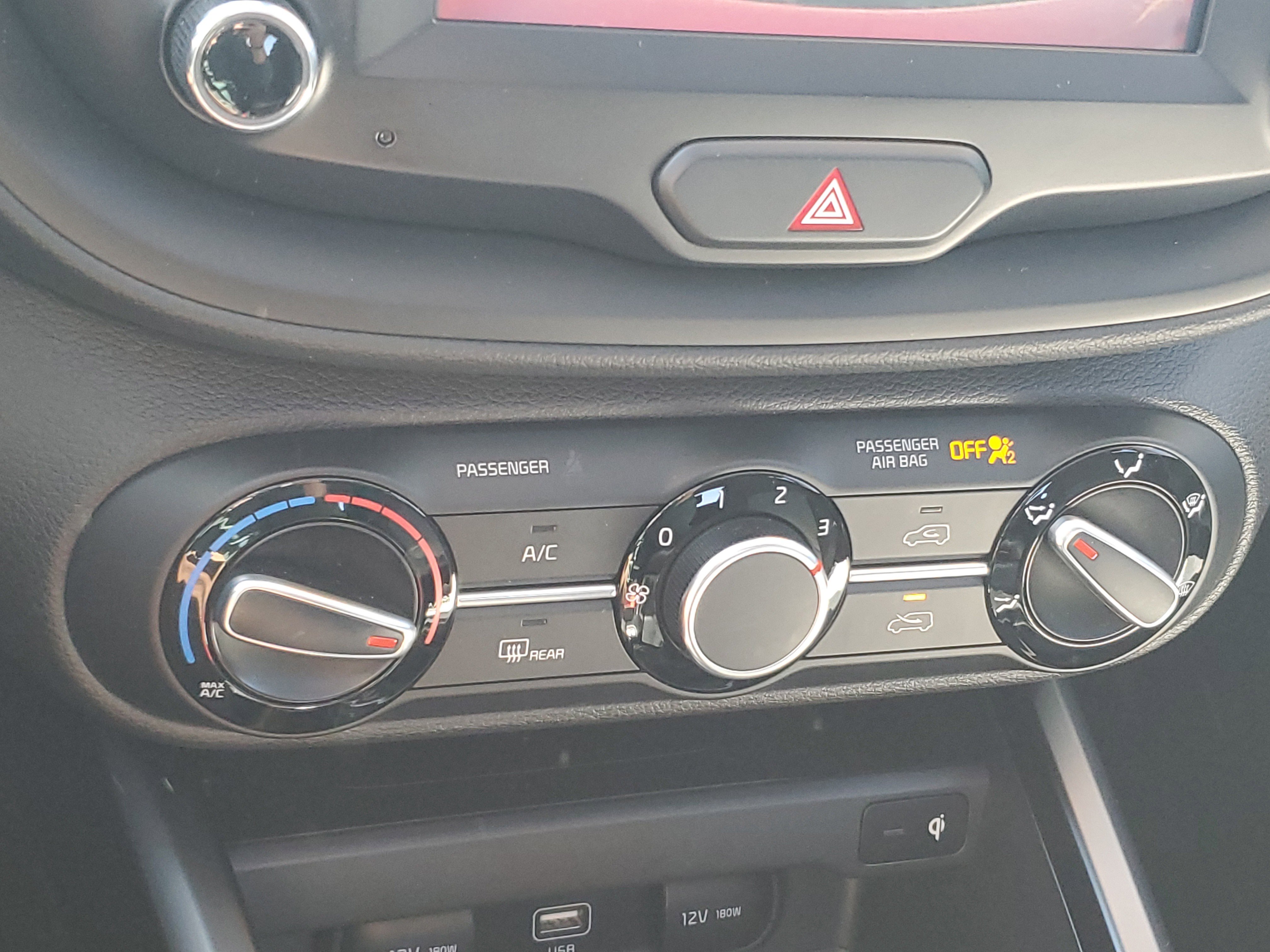 Used 2020 Kia Soul GT-Line w/ GT 2.0L Power Sunroof Package image 25