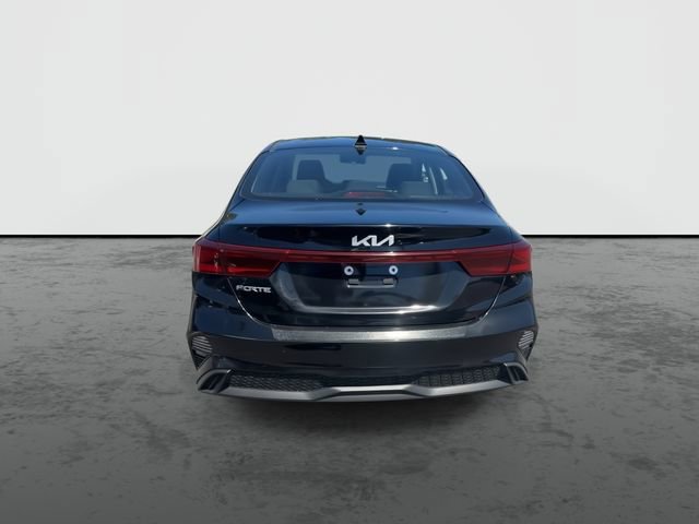 Used 2023 Kia Forte LXS image 7