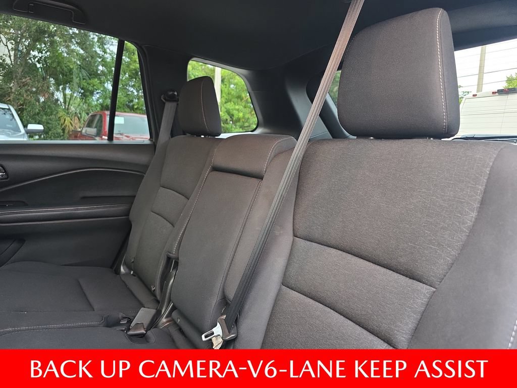 Used 2021 Honda Passport Sport image 17
