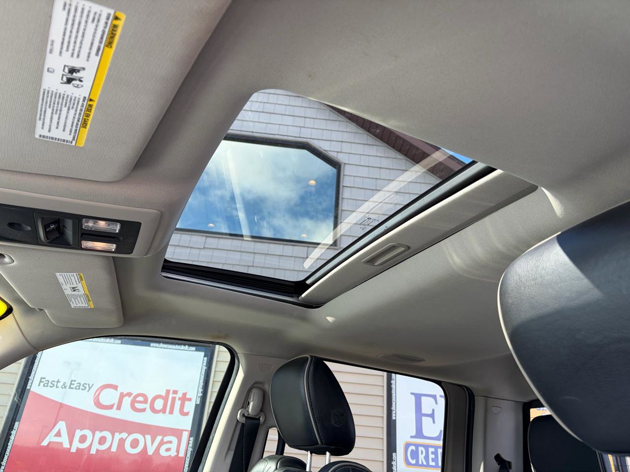 Used 2014 RAM 1500 Limited image 14