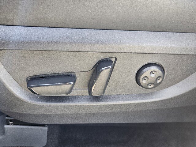 Certified 2025 INFINITI QX50 Luxe image 17