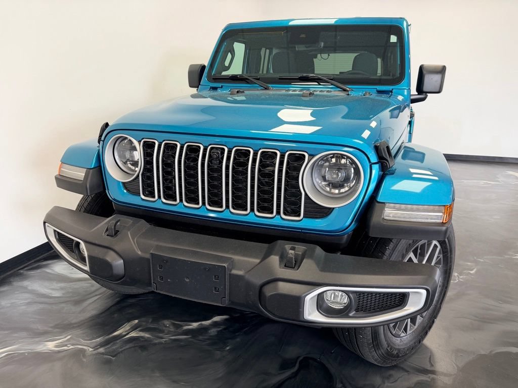 Used 2024 Jeep Wrangler Unlimited Sahara w/ Technology Group AWD/4WD image 17