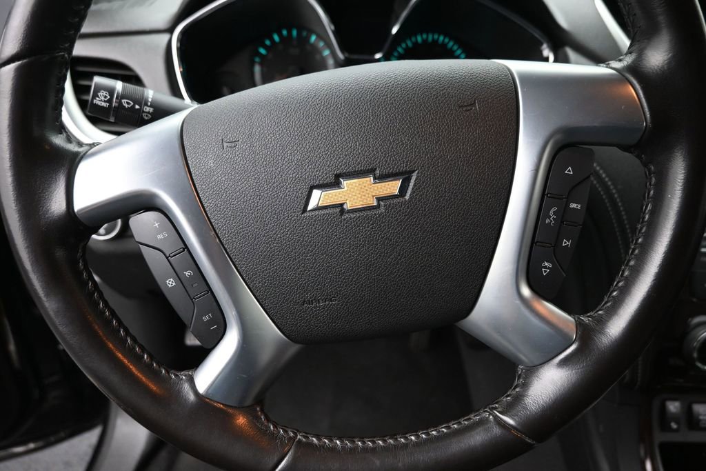 Used 2017 Chevrolet Traverse LT AWD/4WD image 16