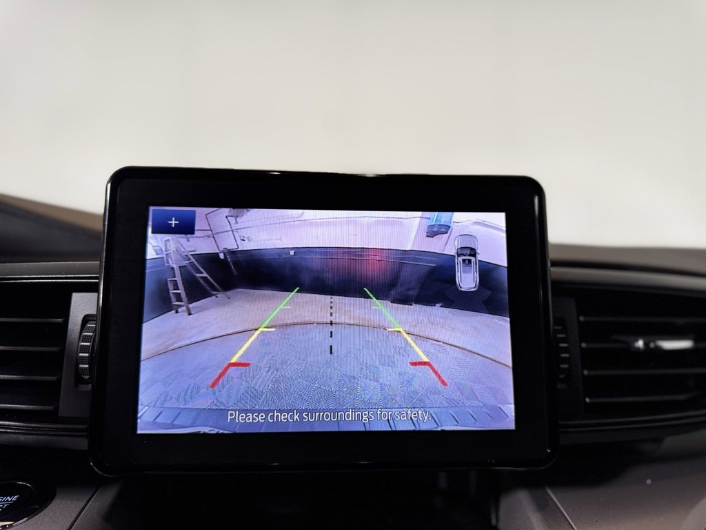 Used 2023 Ford Explorer XLT image 19