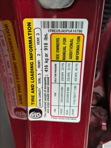 Used 2023 Ford Escape Platinum w/ Class II Trailer Tow Package image 15