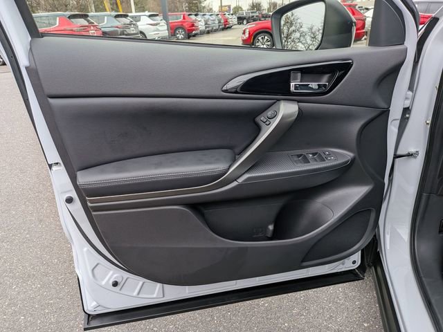 New 2025 Mitsubishi Eclipse Cross Black Edition image 12