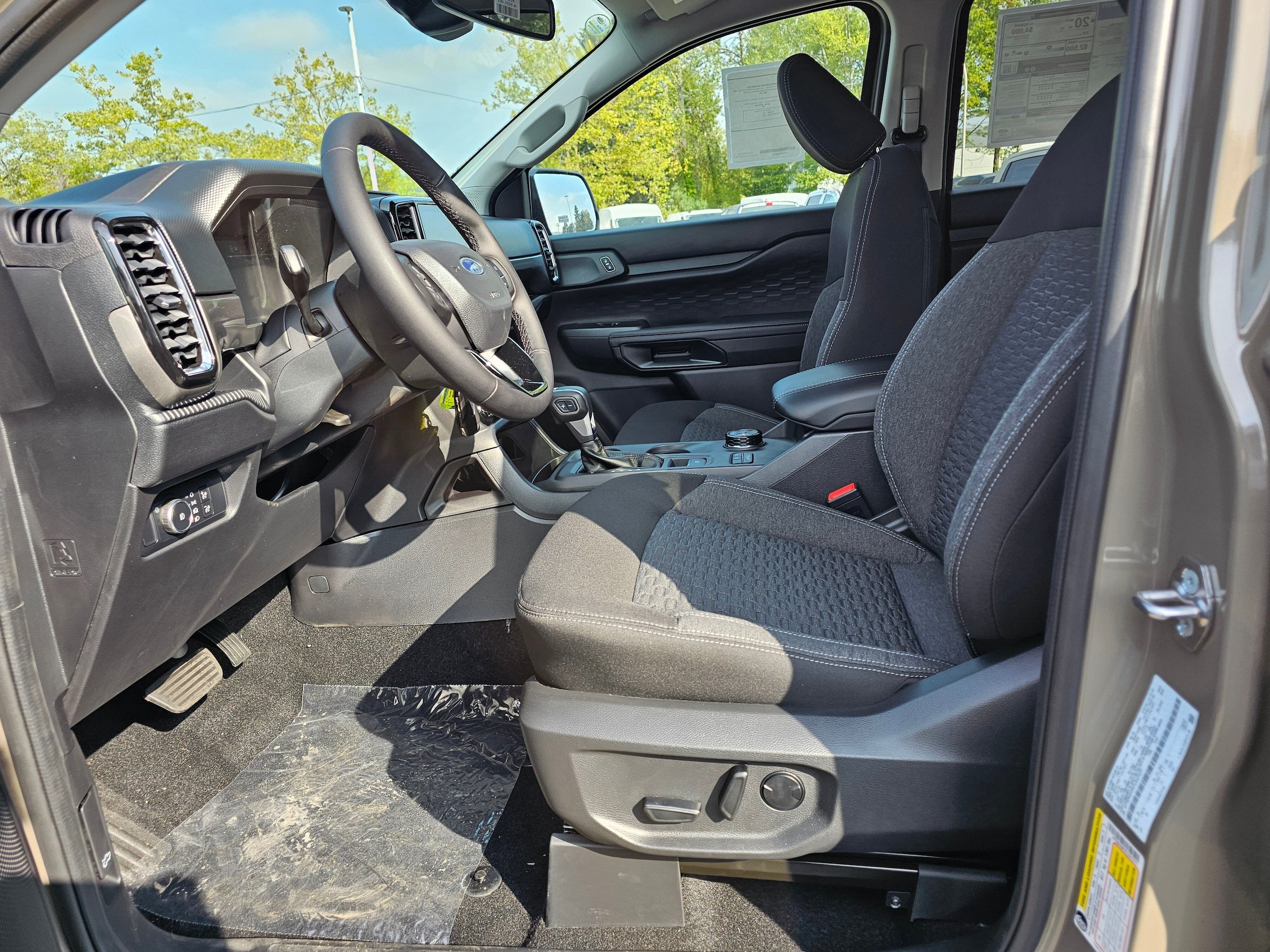 New 2026 Ford Ranger XLT w/ Equipment Group 301A High AWD/4WD image 16