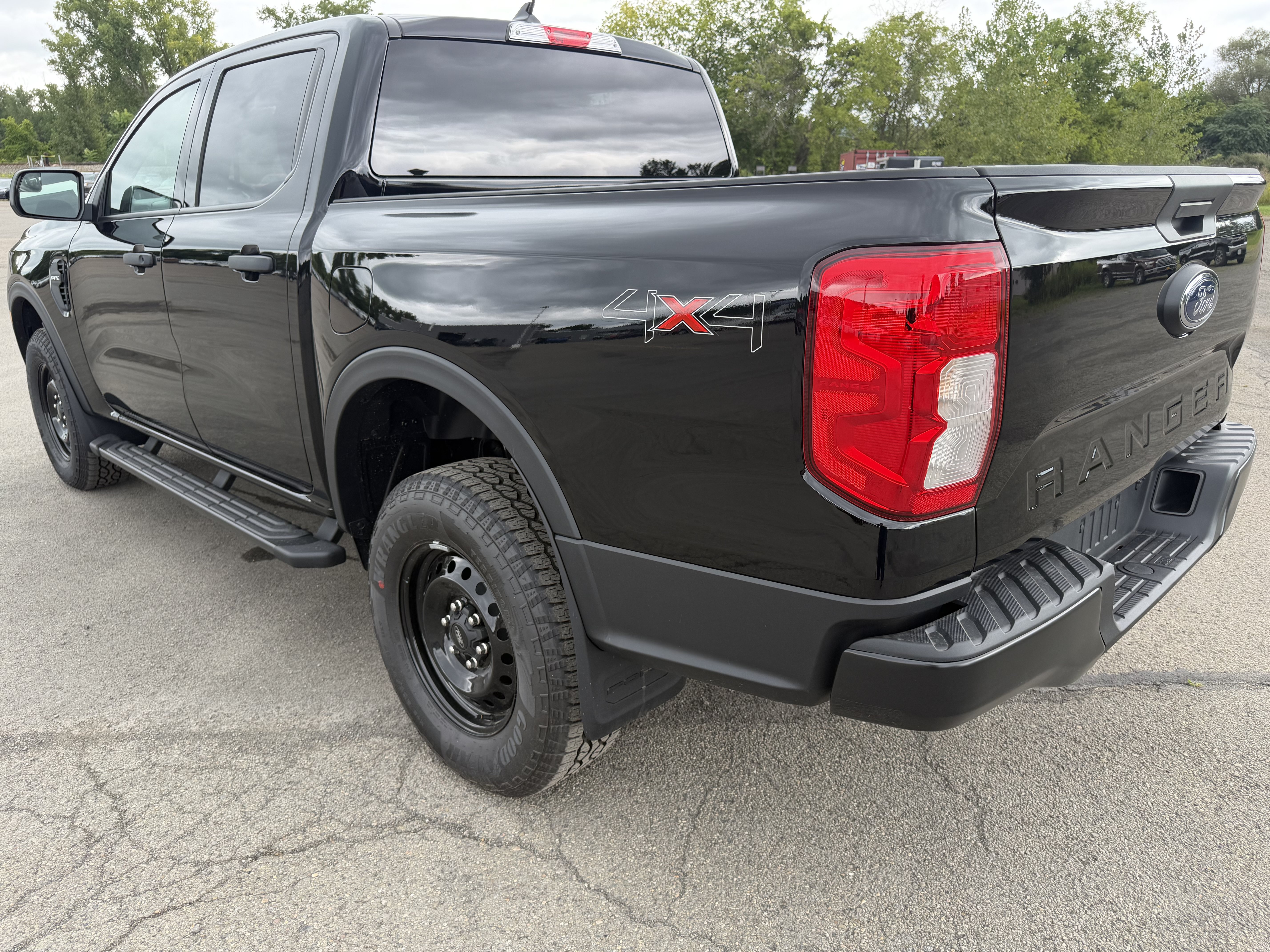 New 2026 Ford Ranger XL AWD/4WD image 3