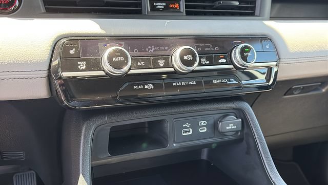 Used 2023 Honda Pilot EX-L image 18