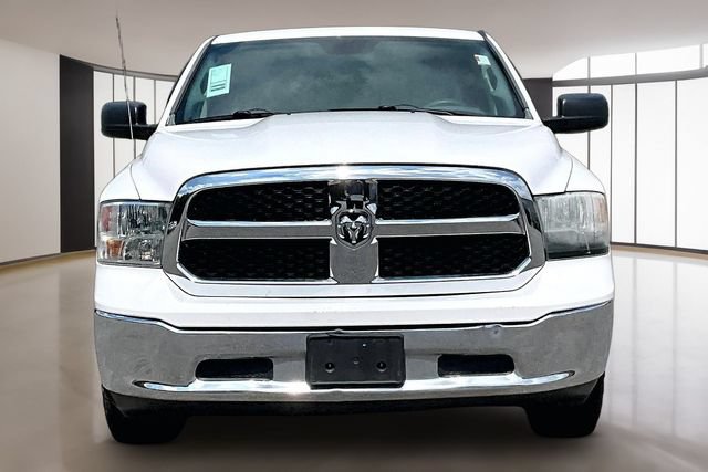 Used 2015 RAM 1500 Classic SLT RWD image 2