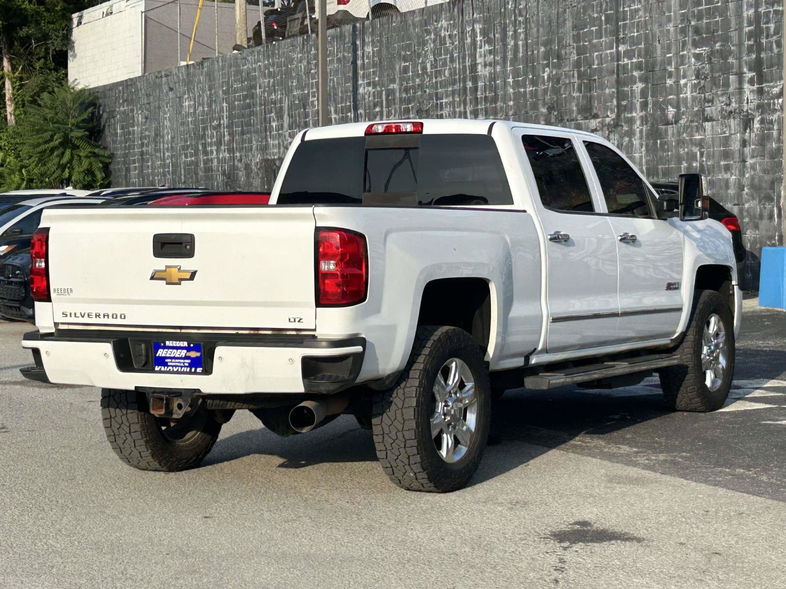 Used 2019 Chevrolet Silverado 2500 LTZ w/ Duramax Plus Package AWD/4WD image 7