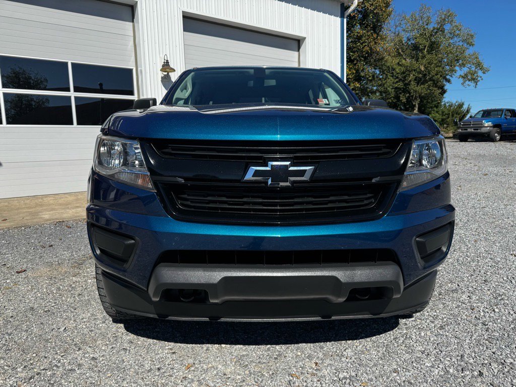Used 2019 Chevrolet Colorado W/T image 2