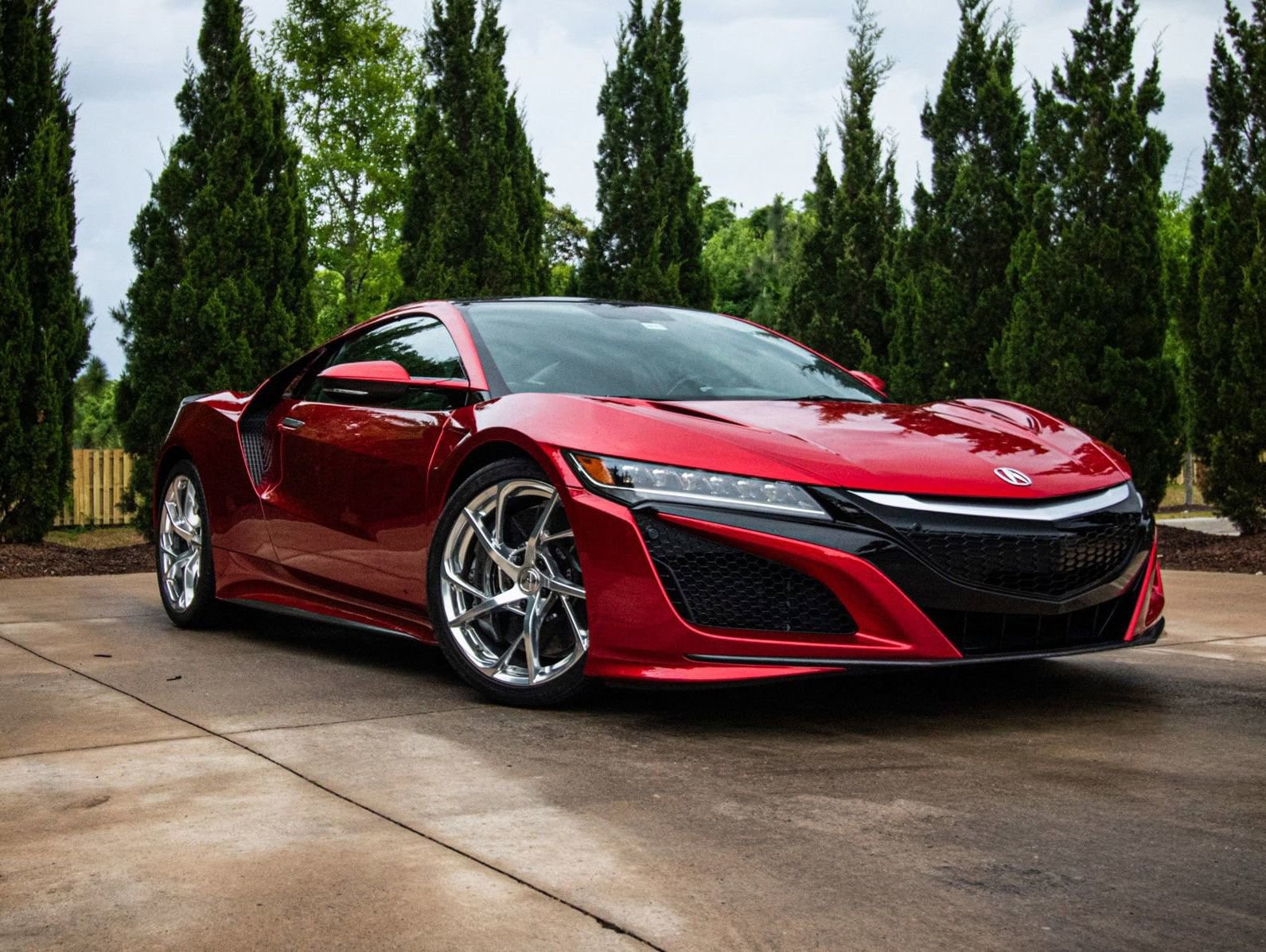 Used 2017 Acura NSX AWD/4WD image 2