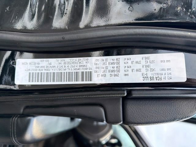 Used 2019 Jeep Grand Cherokee Laredo w/ 18" Wheel & 8.4" Radio Group image 33