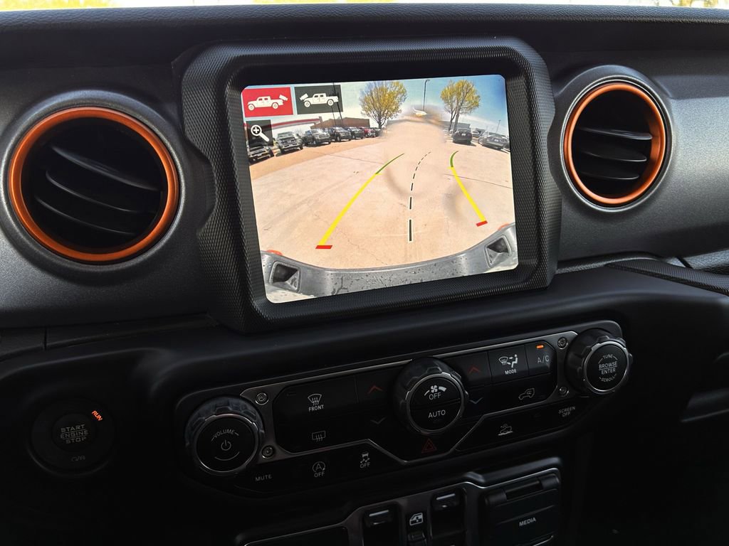 Used 2022 Jeep Gladiator Mojave w/ Trailer Tow Package image 17