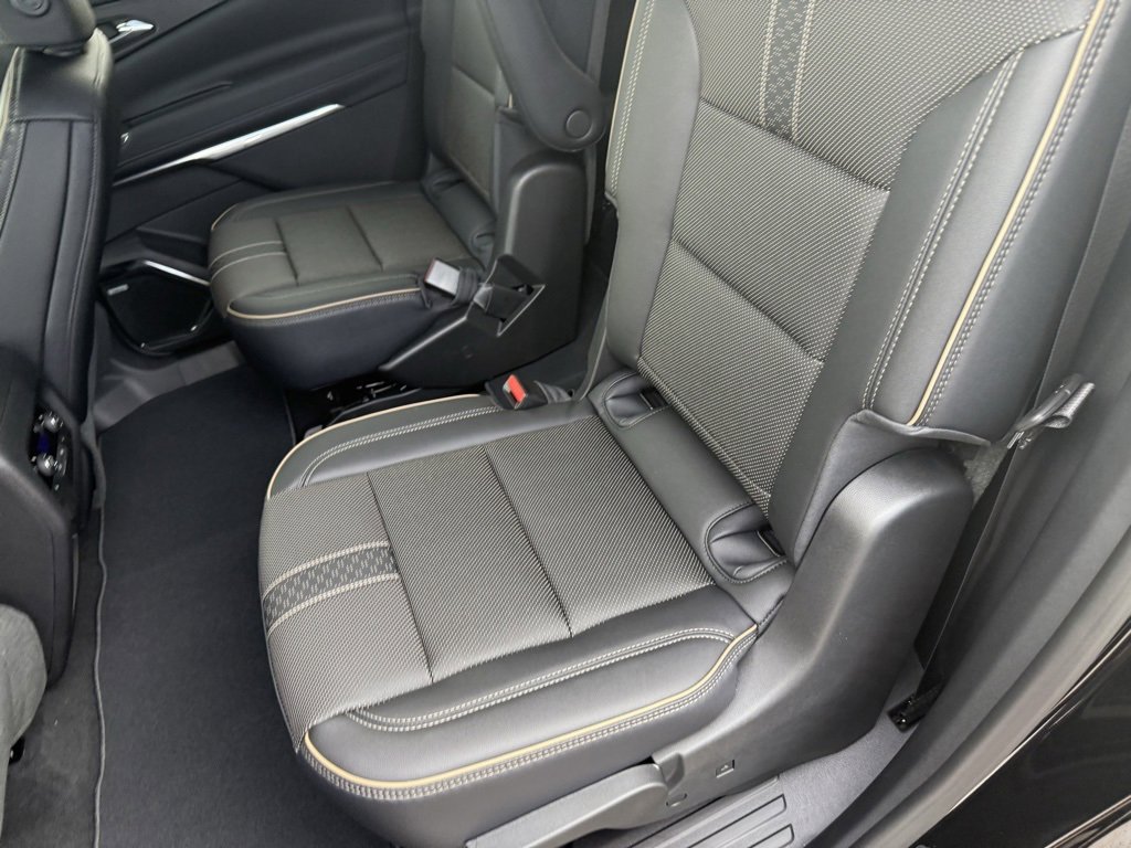 New 2026 Chevrolet Traverse High Country image 34