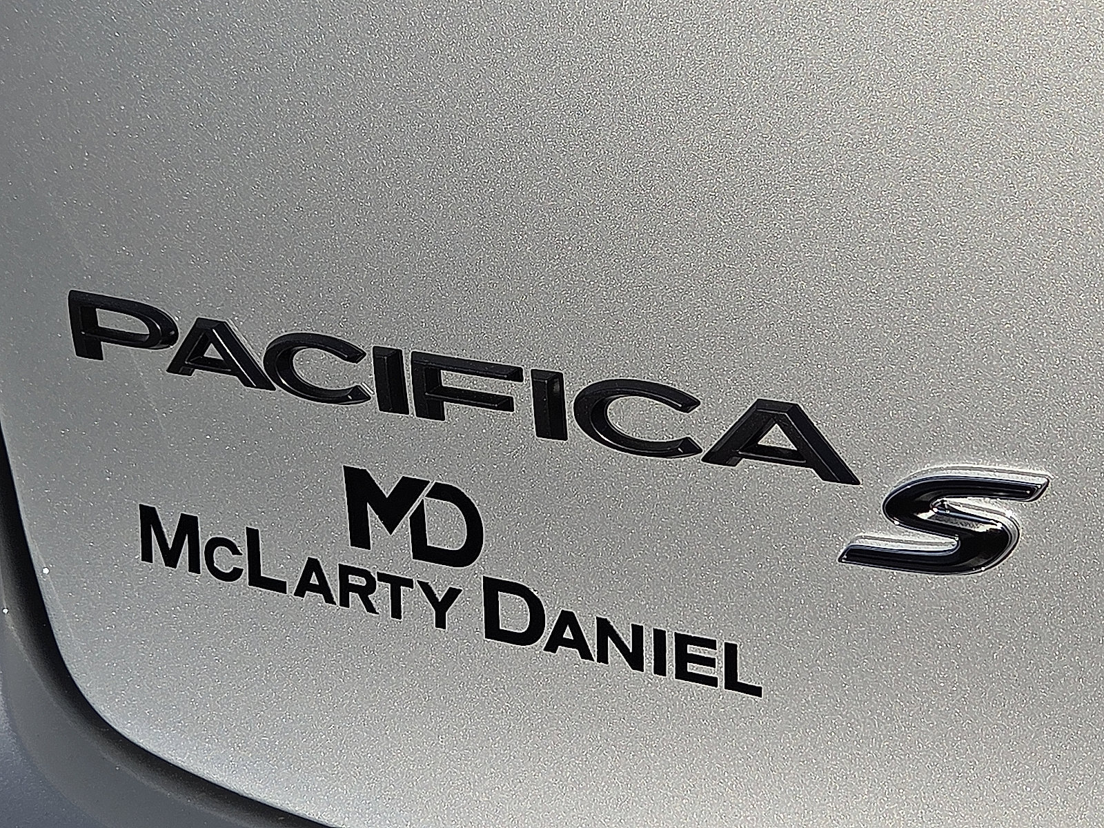 New 2026 Chrysler Pacifica Select w/ S Appearance Package FWD image 9