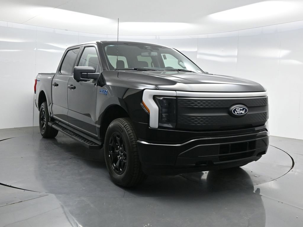 Used 2025 Ford F150 Lightning XLT image 56