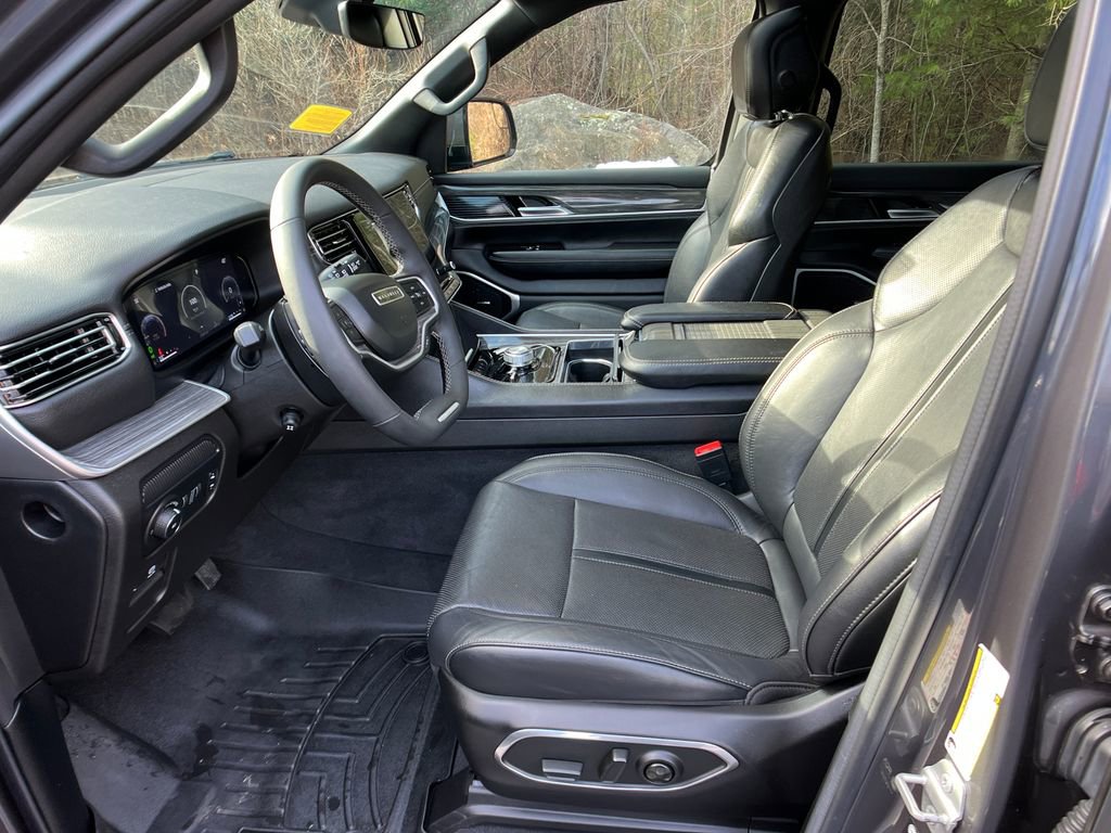 Used 2022 Jeep Wagoneer Series II w/ Premium Group I image 9