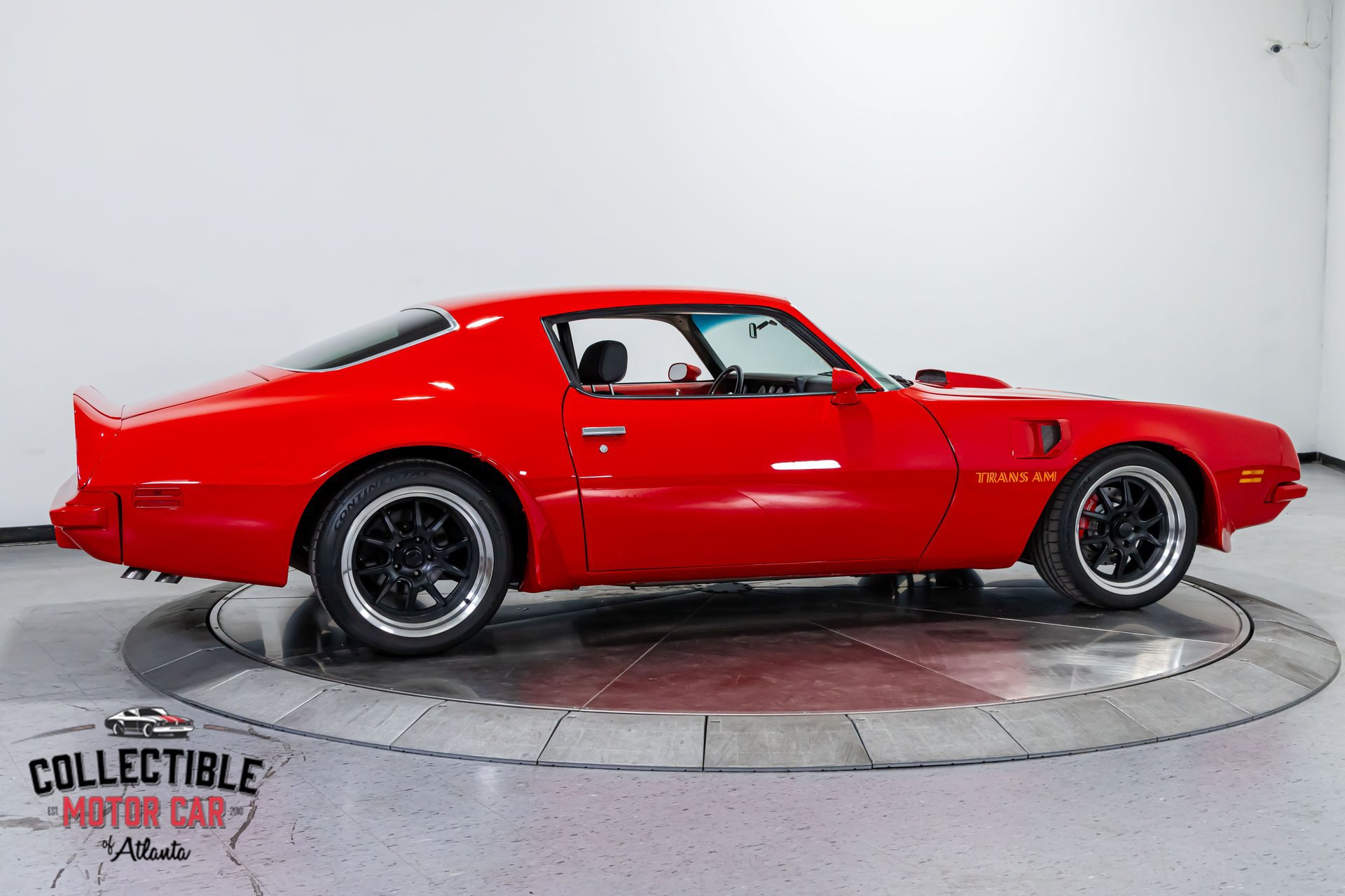 Used 2013 Chevrolet Camaro SS w/ SS Performance Package RWD image 21